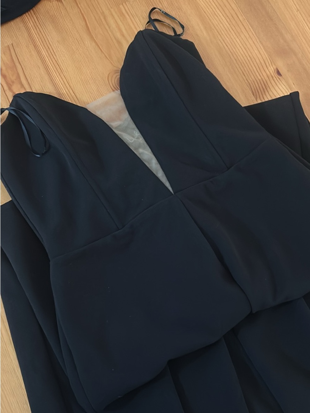 Lulus Black V-Neck Jumpsuit with Spaghetti Straps